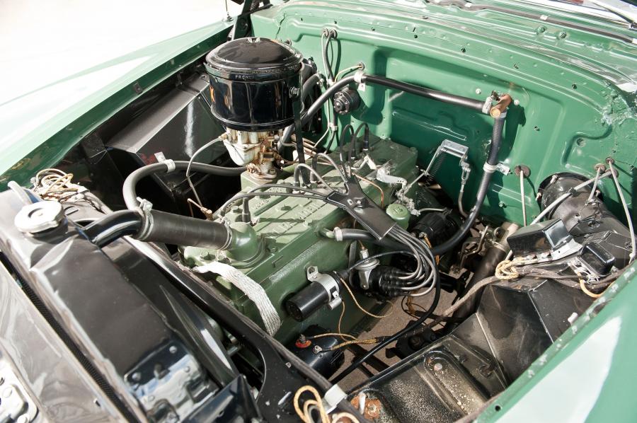  Oldsmobile Series 76 Station Wagon 1949 года  (фото 8 из 19)